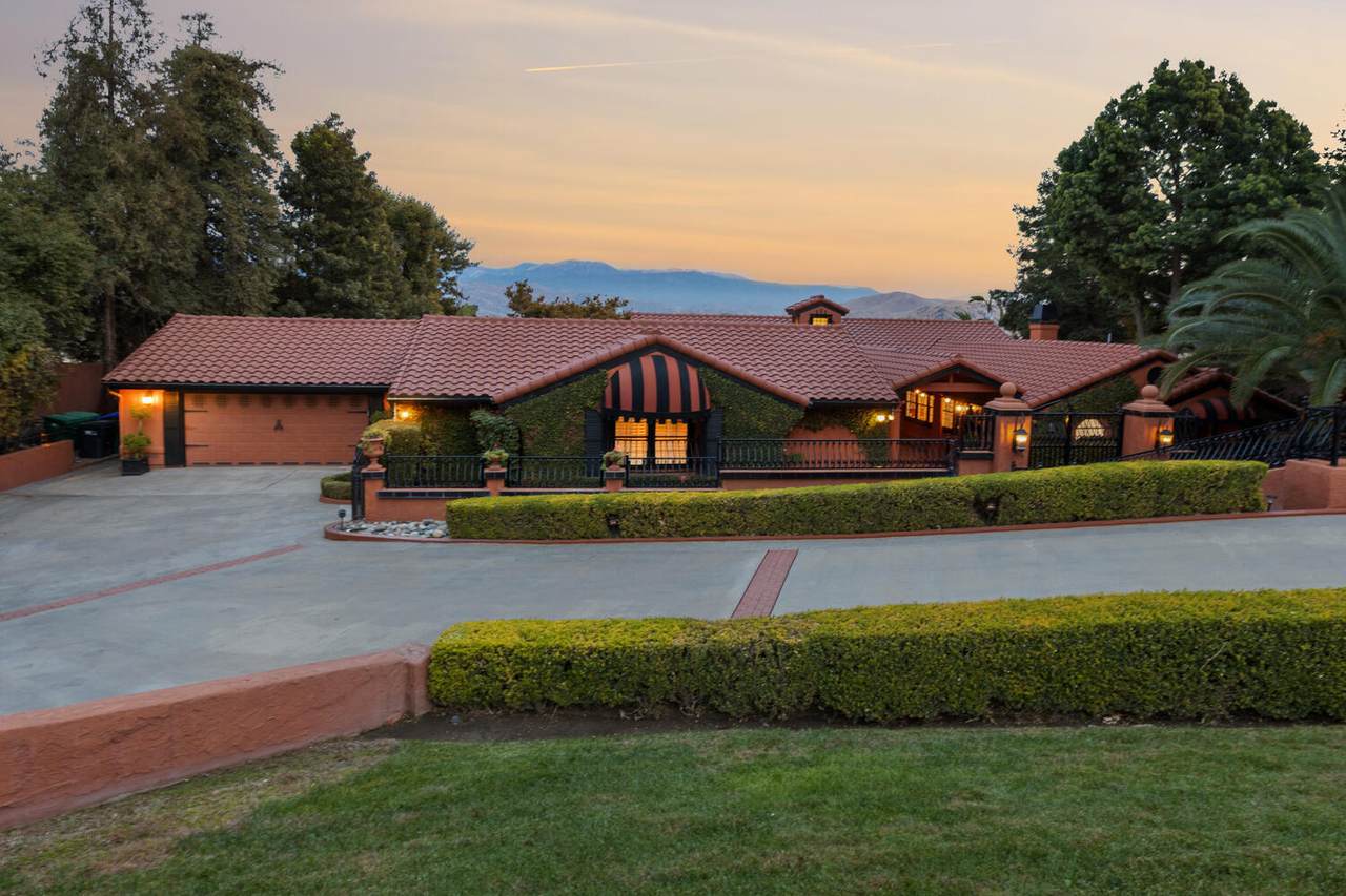 335 High Sierra Drive - Photo 1