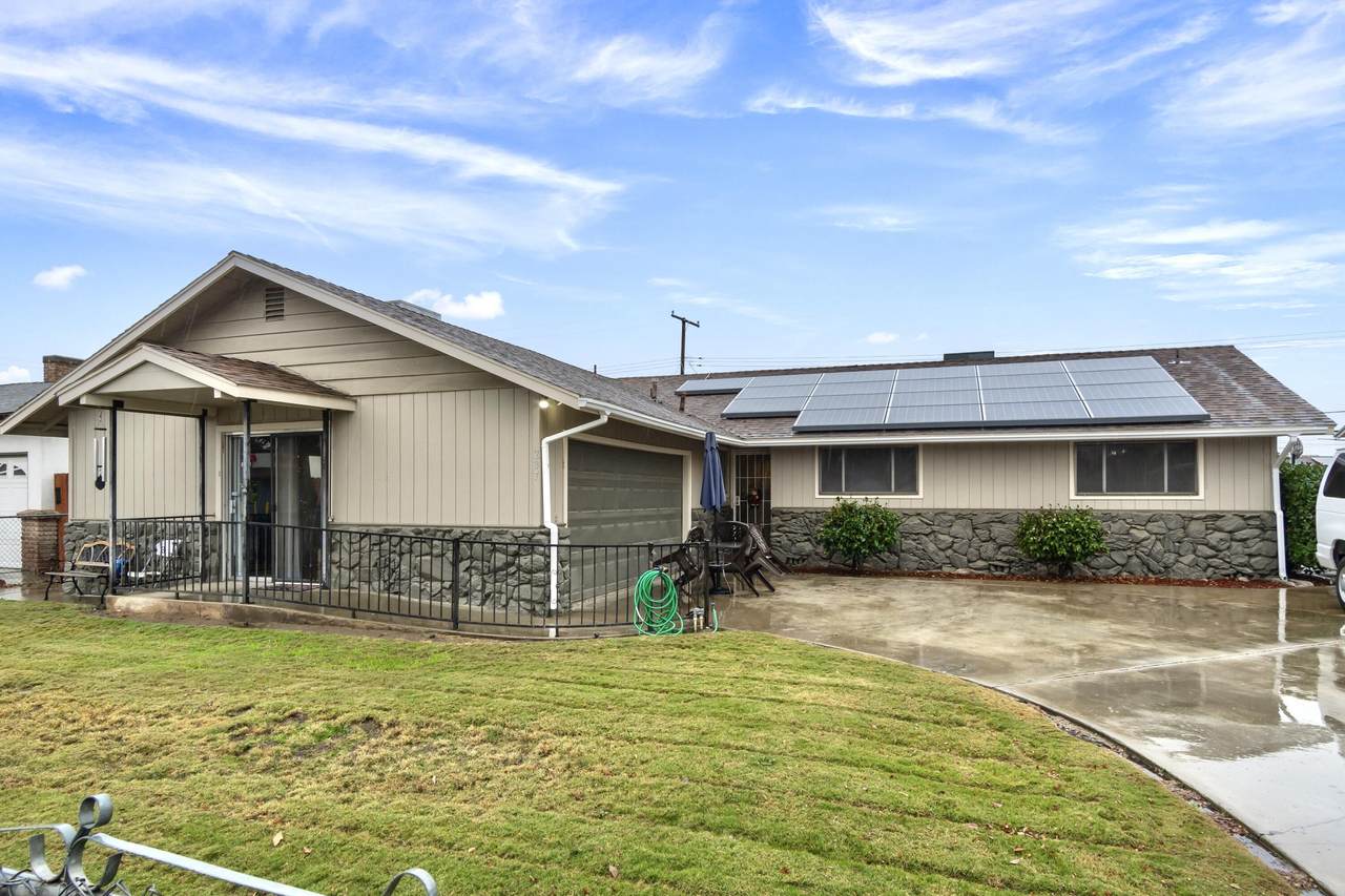 237 Newcomb Street - Photo 1