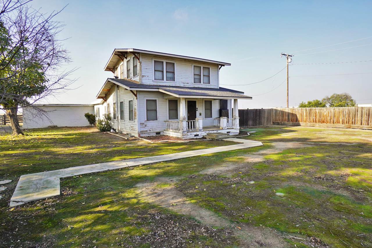 10806 6th Avenue - Photo 1