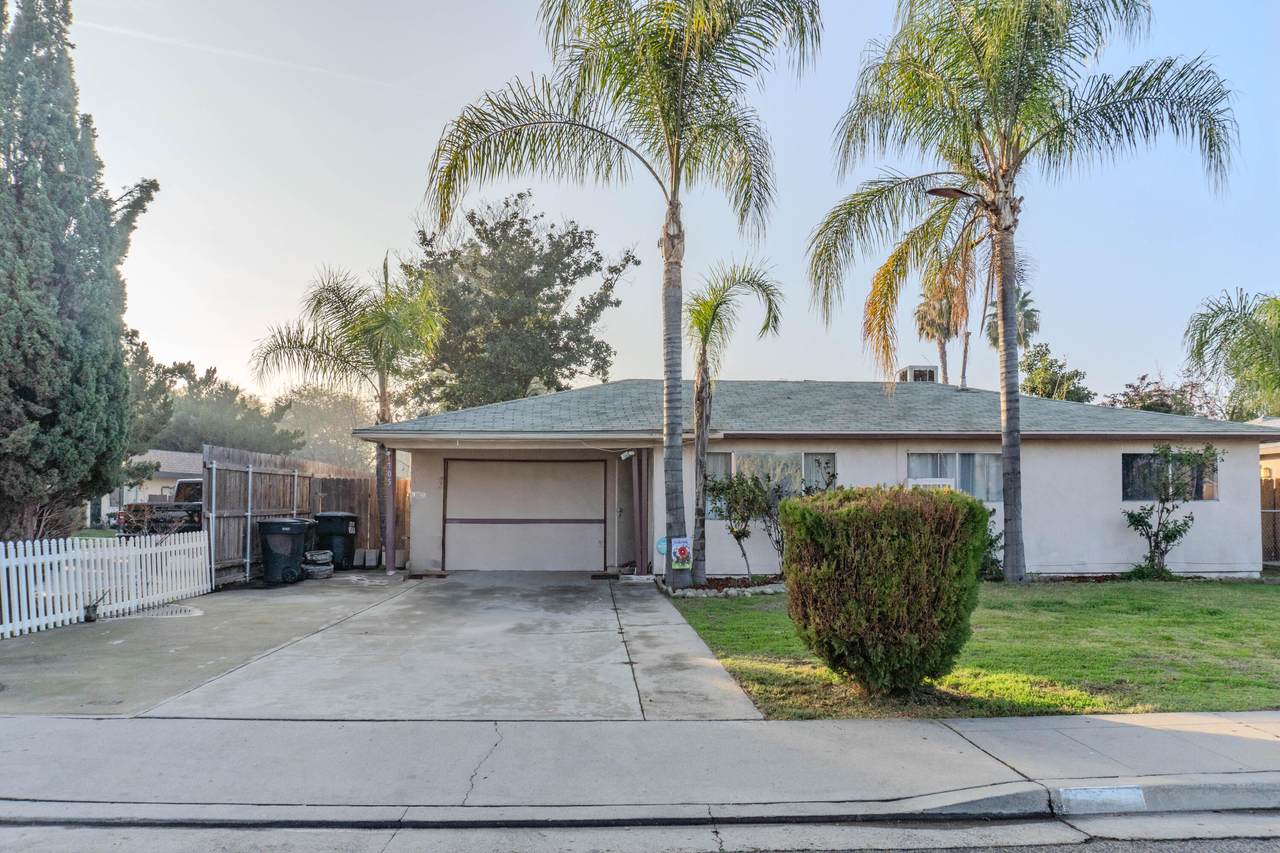 1705 Giddings Street - Photo 1