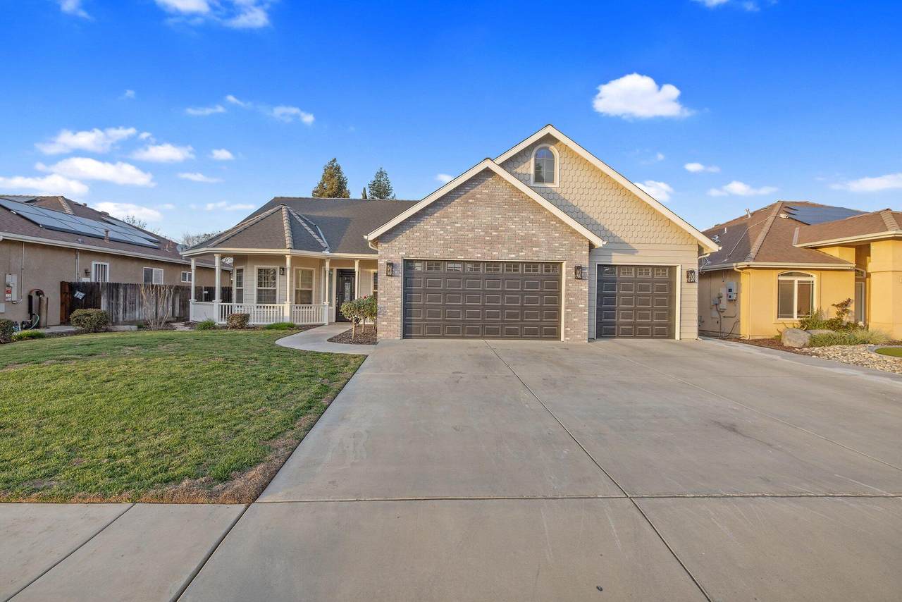 121 Atwood Avenue - Photo 1