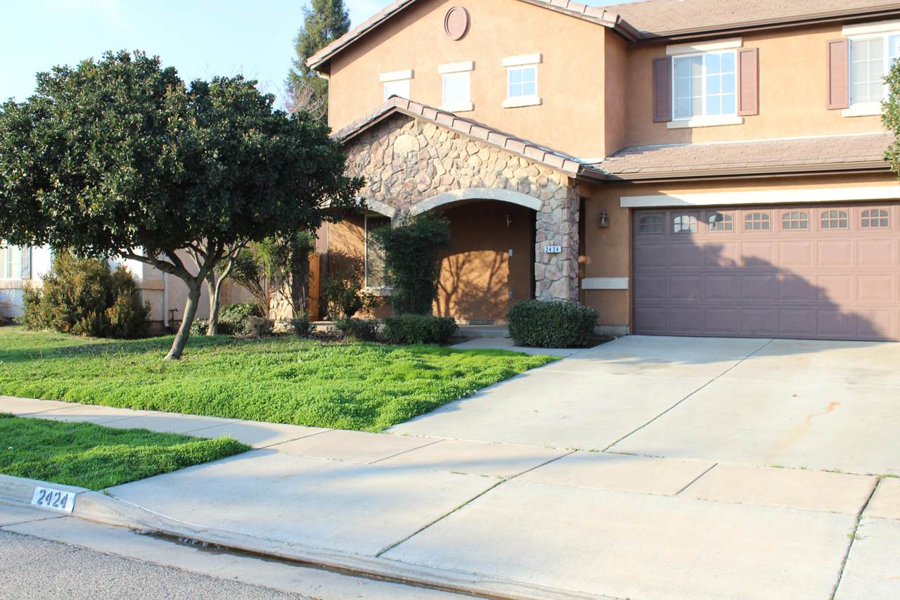 2424 Victor Avenue - Photo 1