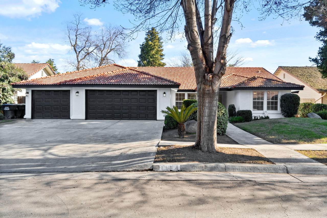 1114 Linwood Street - Photo 1