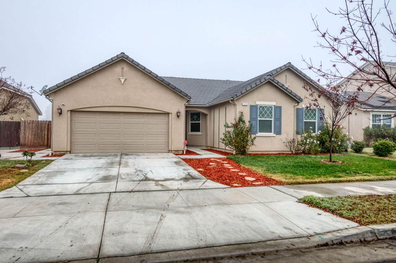 1273 Golf Avenue - Photo 1