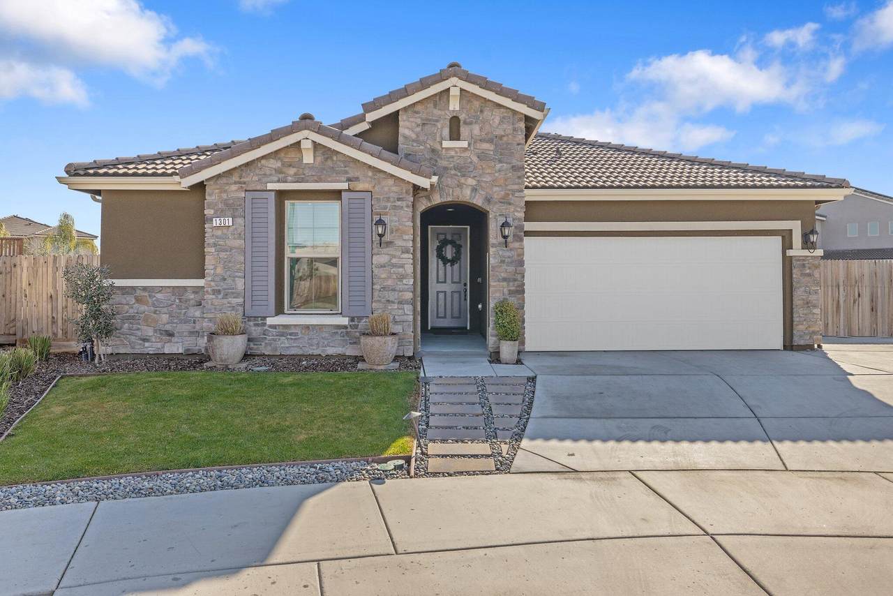 1301 Porter Avenue - Photo 1