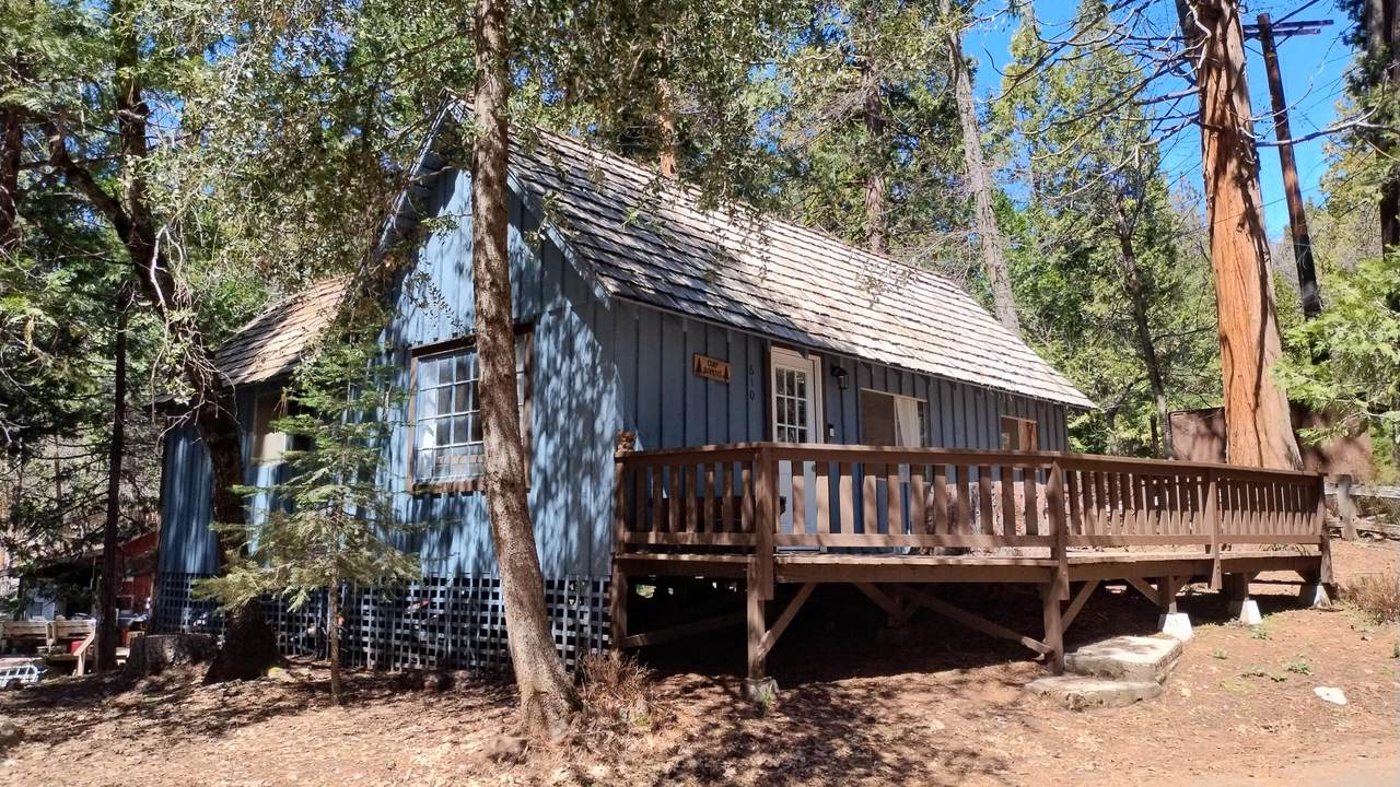 610 Clover Drive - Photo 1