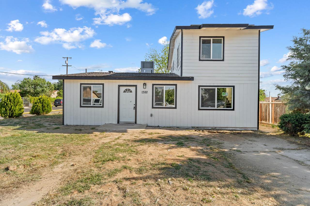 1382 Magnolia Way - Photo 1