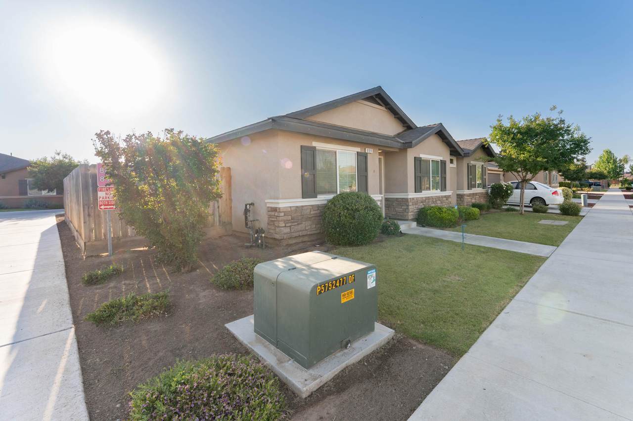 899 Creekview Street - Photo 1