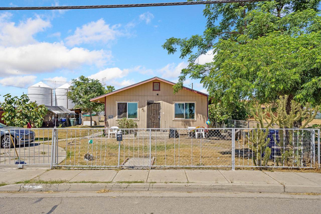 1012 Pickerell Avenue - Photo 1