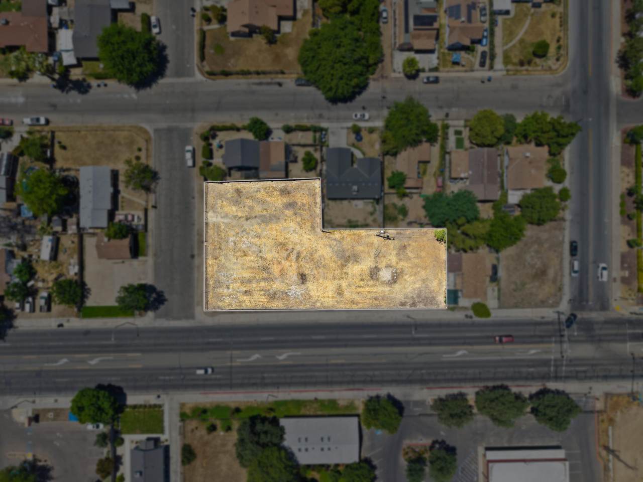 1635 Dinuba Boulevard - Photo 1