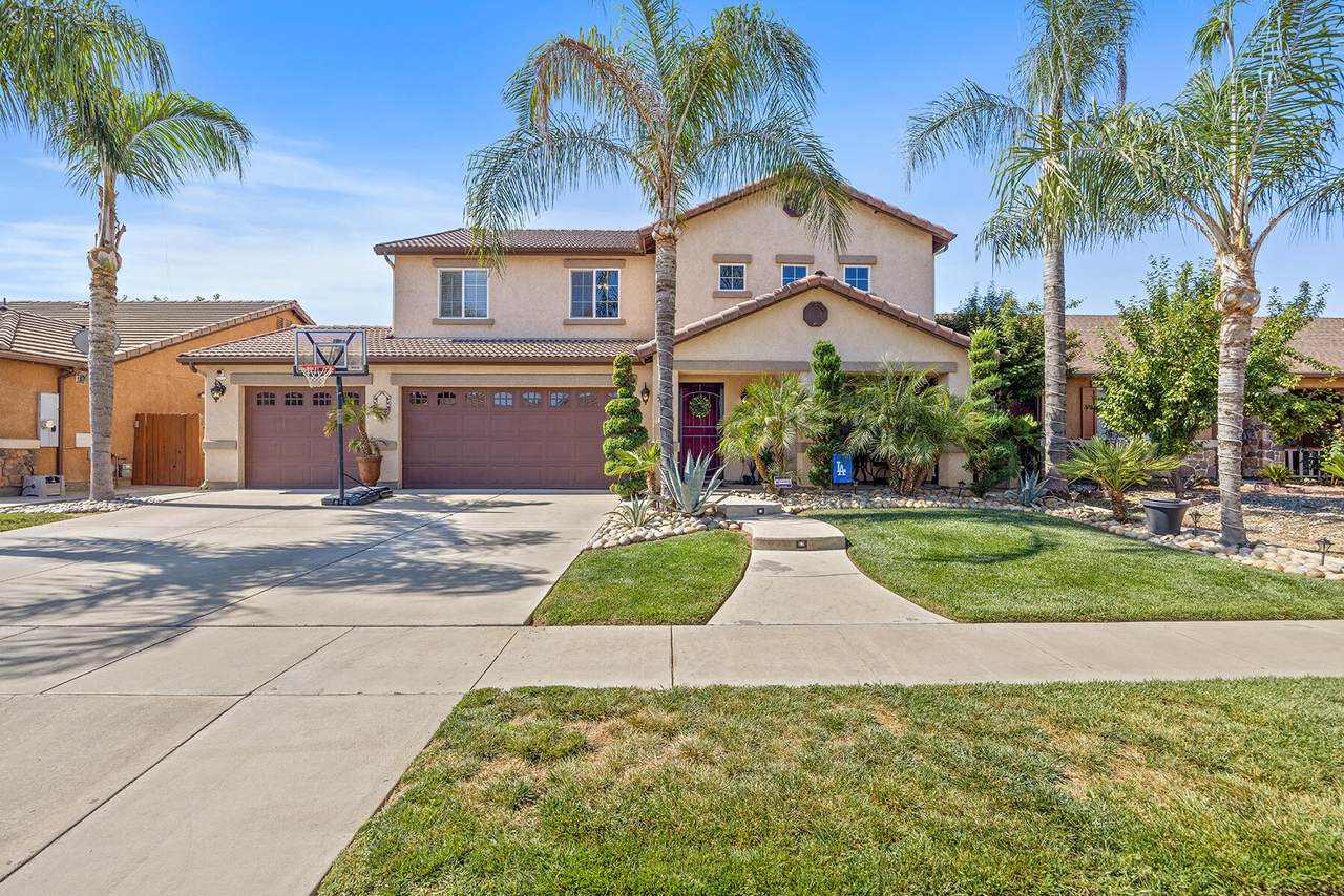 2235 Victor Avenue - Photo 1