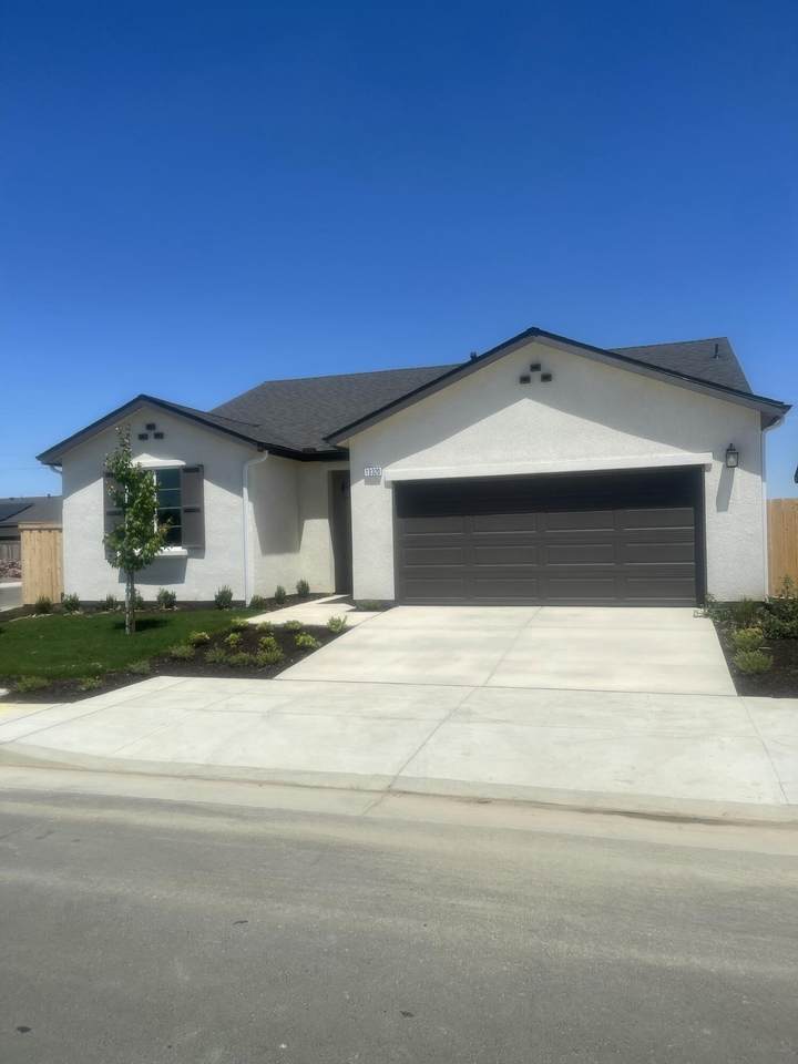 13320 4th Street - Photo 1