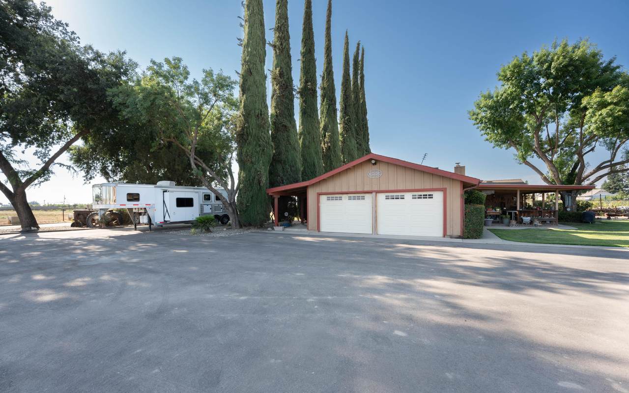 31780 Road 124 - Photo 1