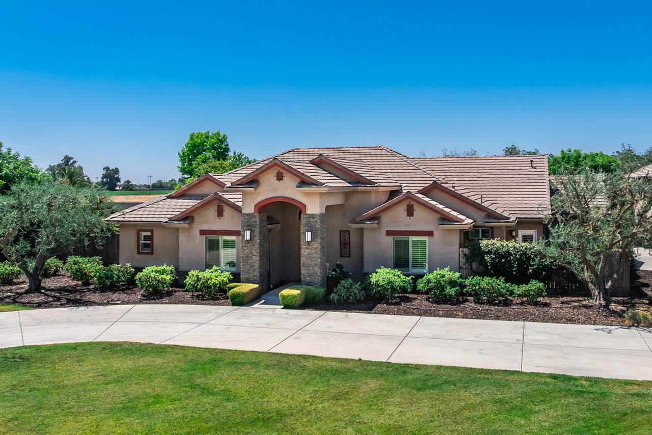 13611 Francisco Drive - Photo 1