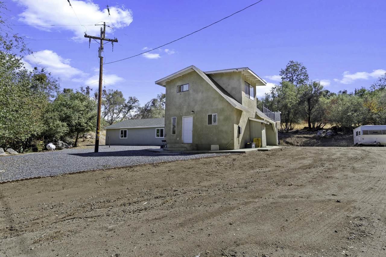 43520 Brookside Road - Photo 1