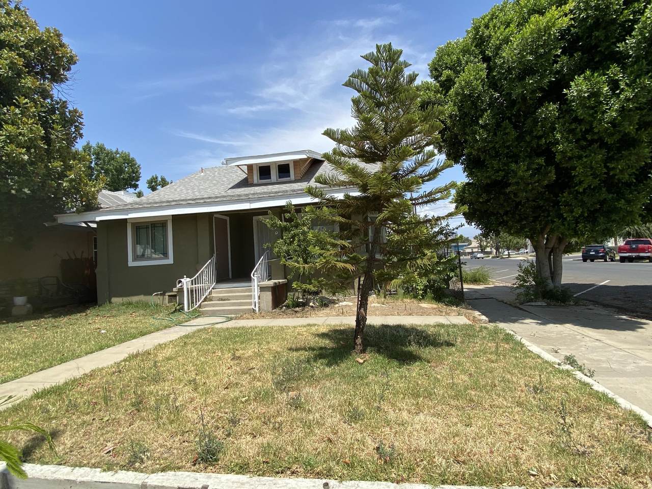 196 Mirage Avenue - Photo 1