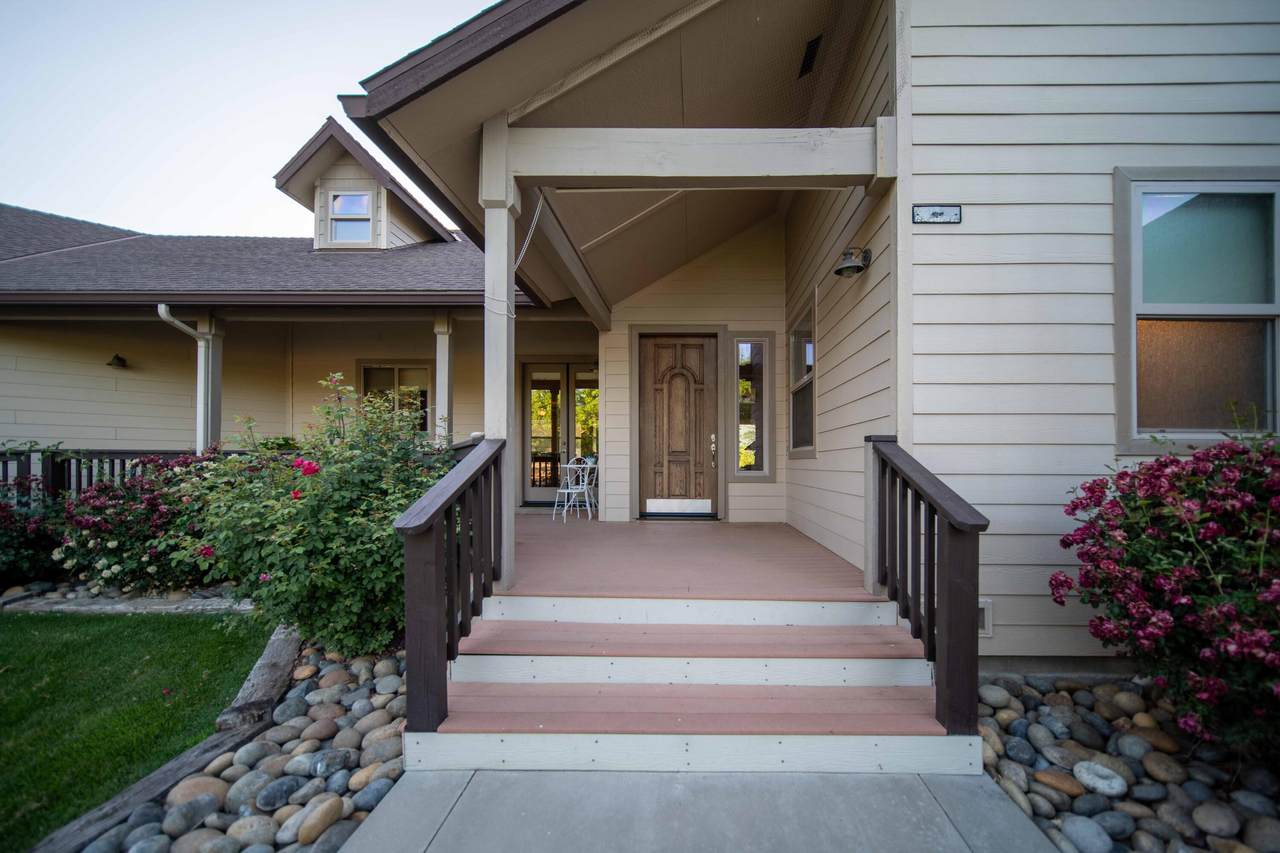 26027 Auberry Road - Photo 1