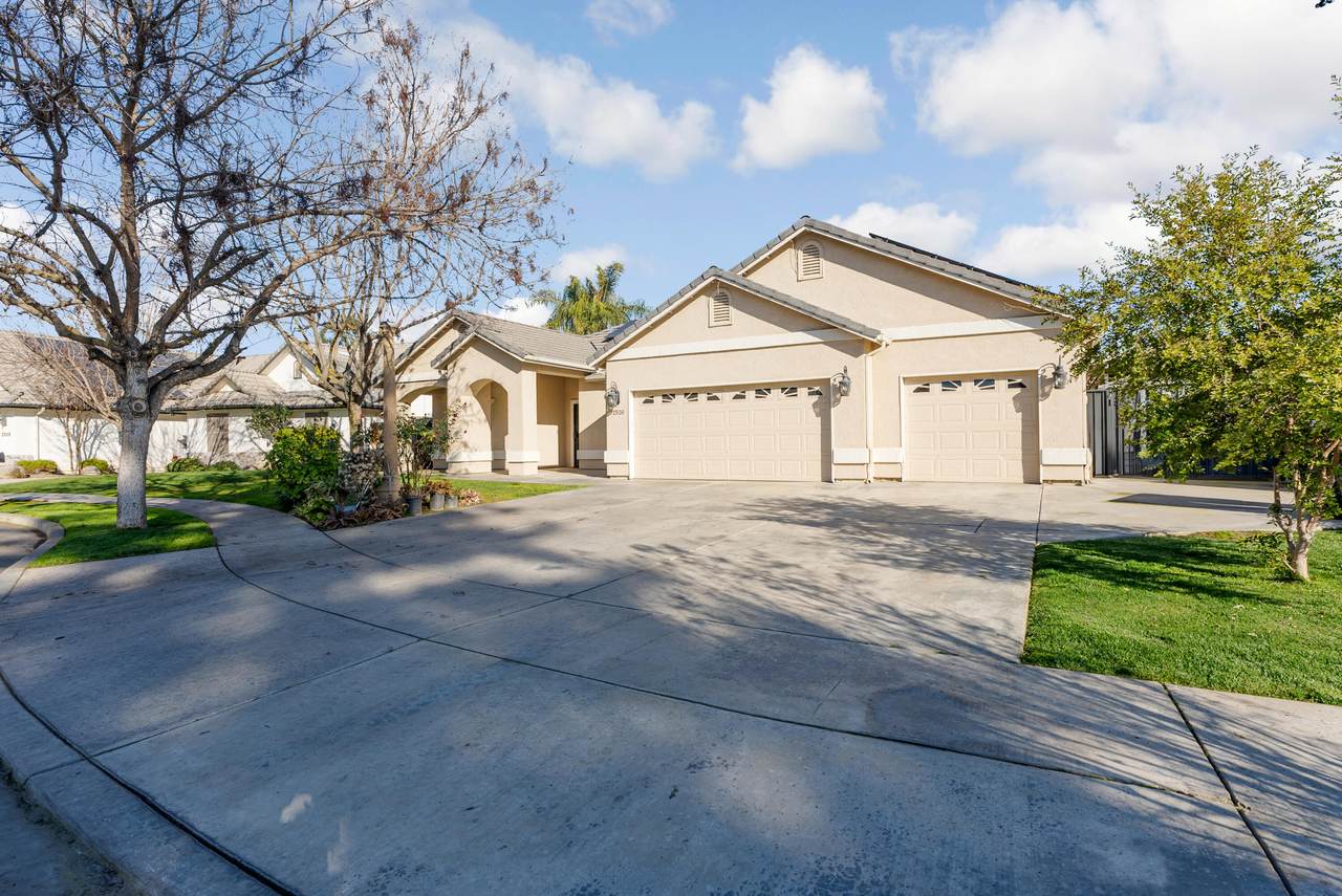 2520 Liberty Court - Photo 1