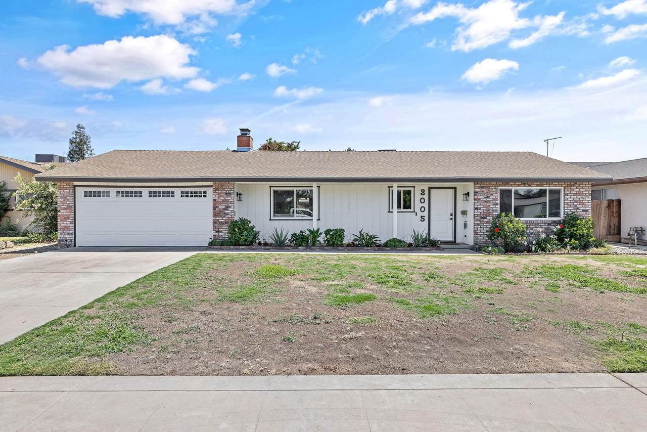 3005 Mary Avenue - Photo 1