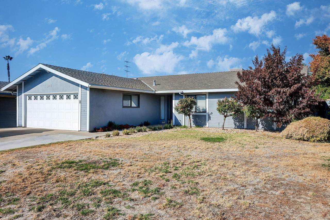 1911 Bradley Street - Photo 1