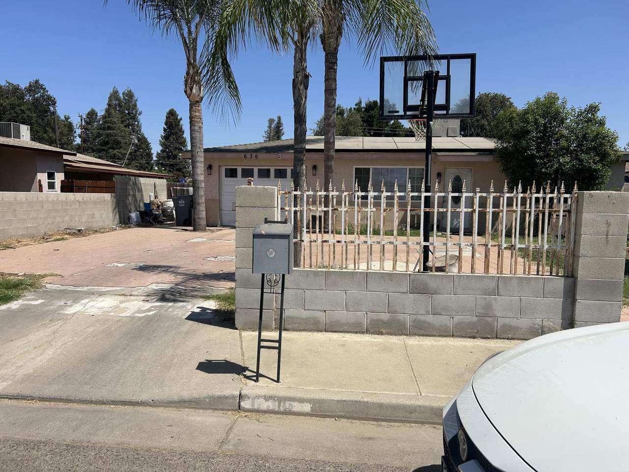 636 Larry Street - Photo 1