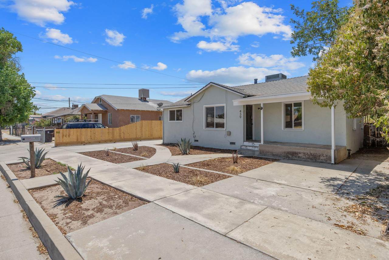439 D Street - Photo 1