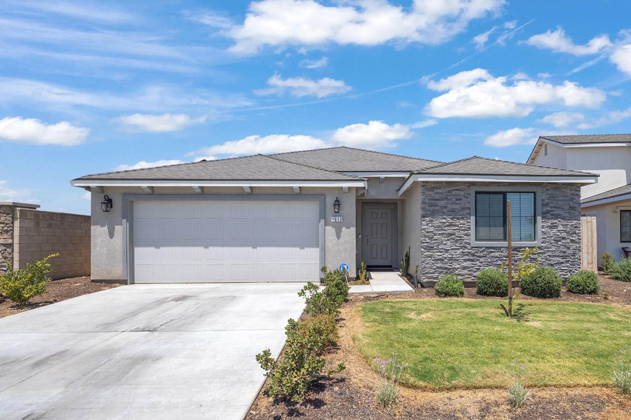 1613 Dinky Creek - Photo 1
