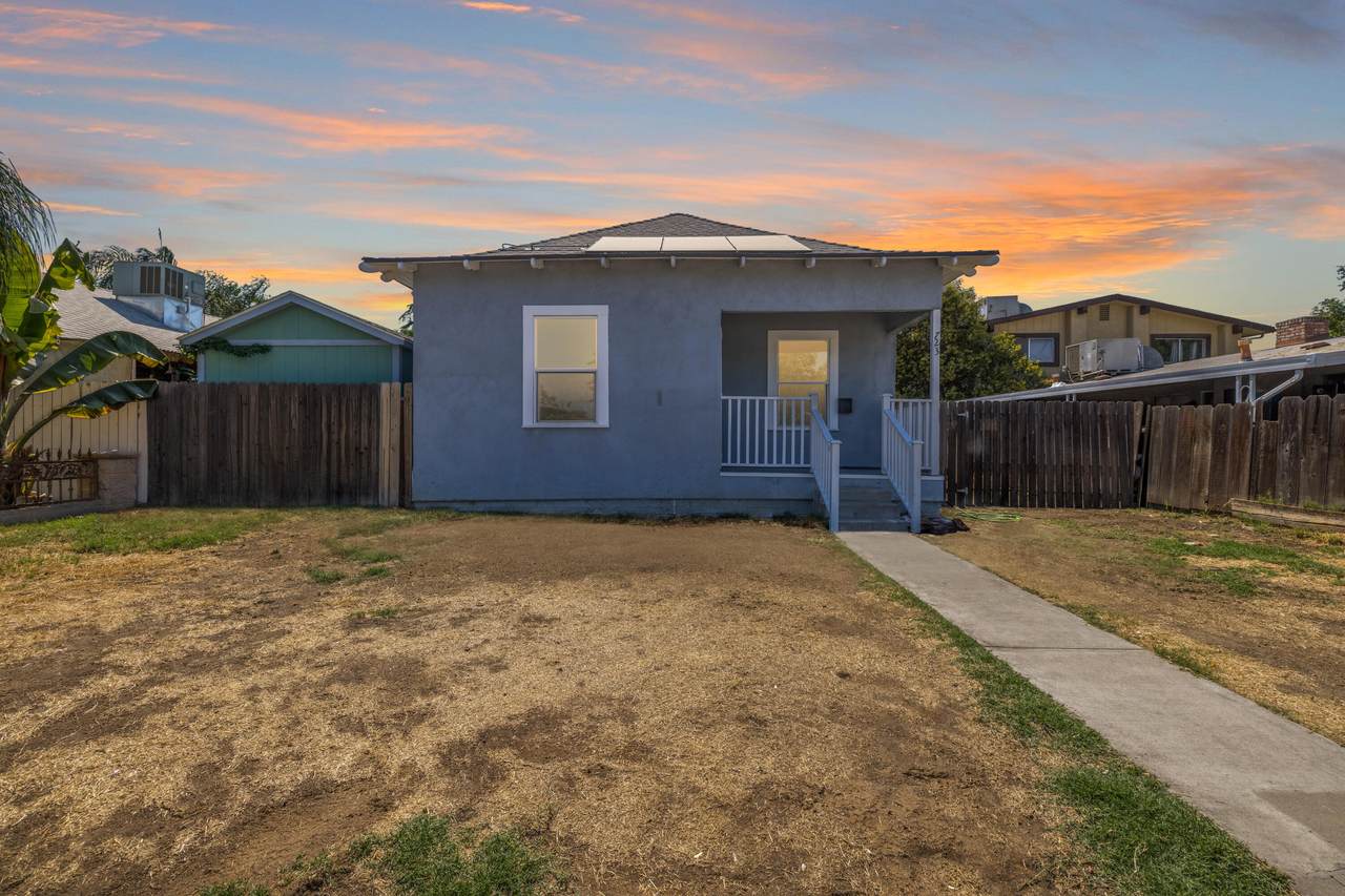 723 Garden Street - Photo 1
