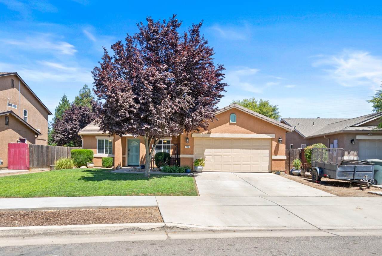 212 Casablanca Street - Photo 1