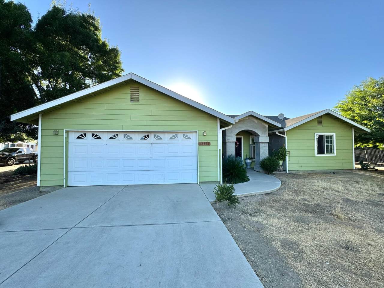 12637-65 Orange Belt Drive - Photo 1