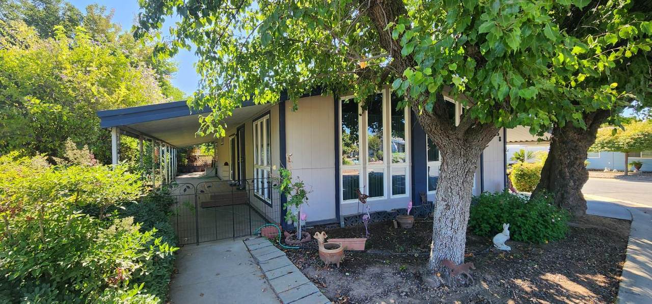 1300-158 Olson Avenue - Photo 1
