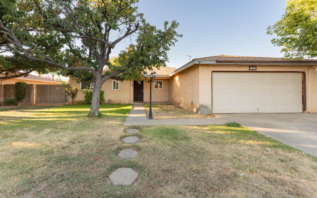 217 Pescara Way - Photo 1