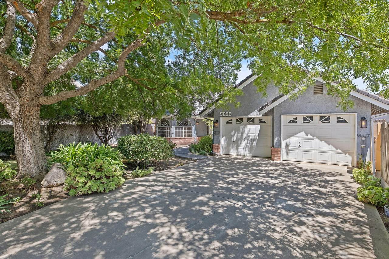 5828 Hurley Avenue - Photo 1