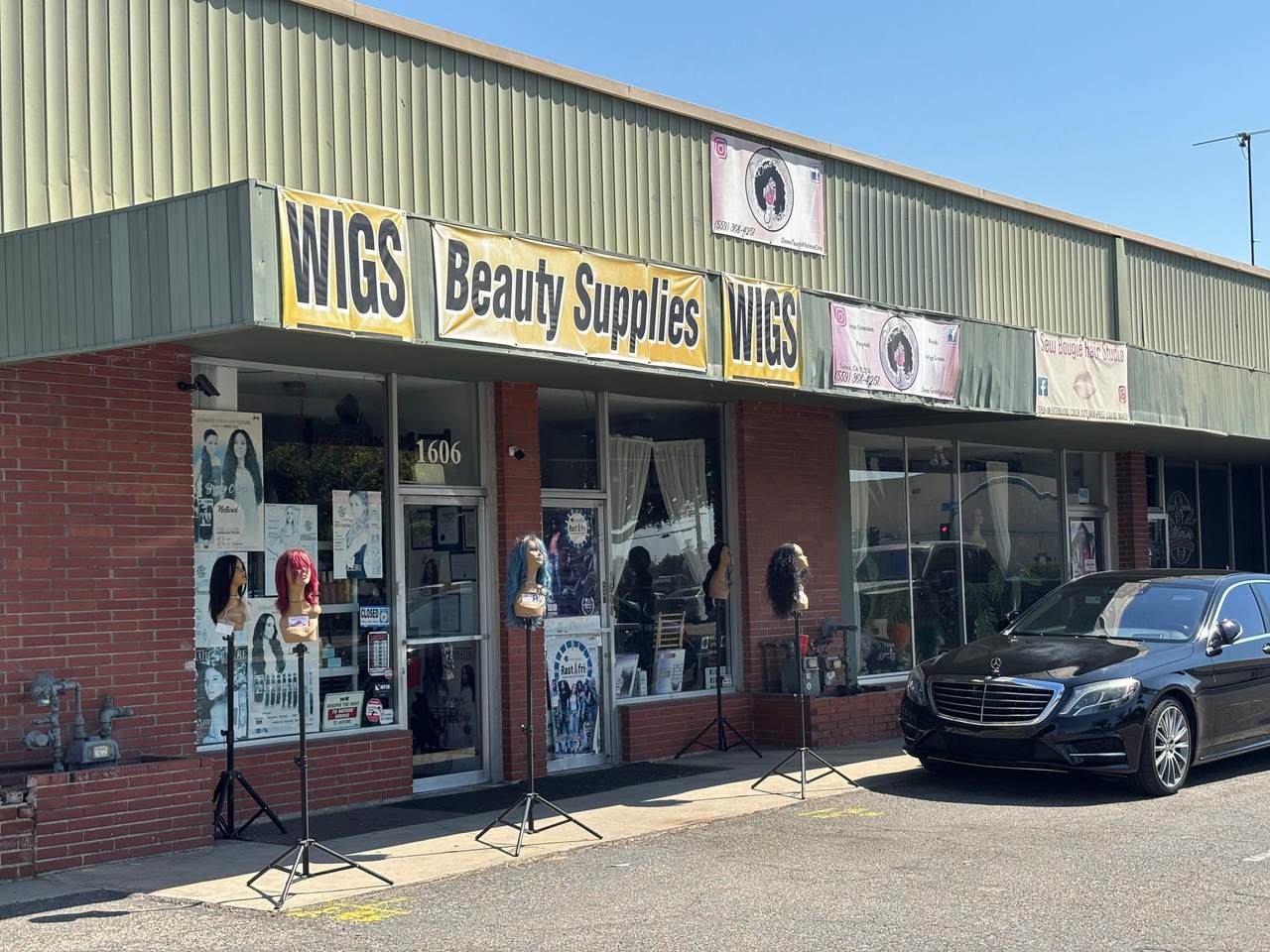 1606 Tulare Avenue - Photo 1