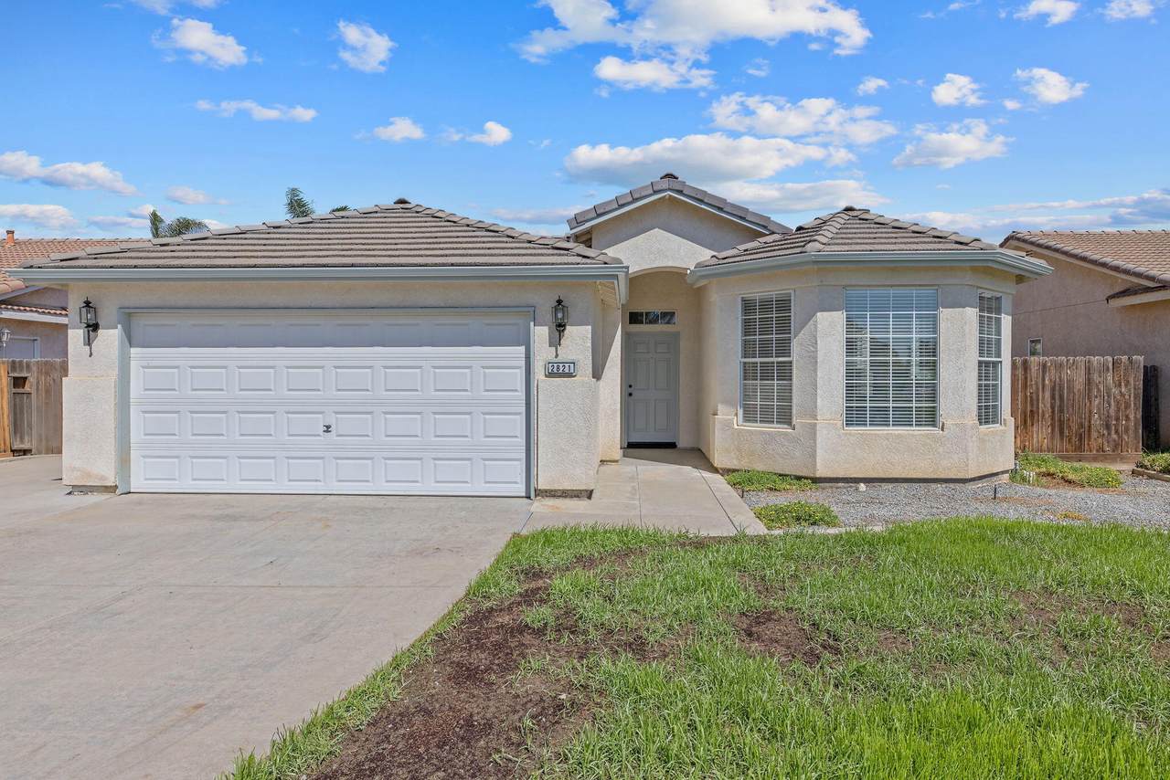 2821 Stonecrest Way - Photo 1