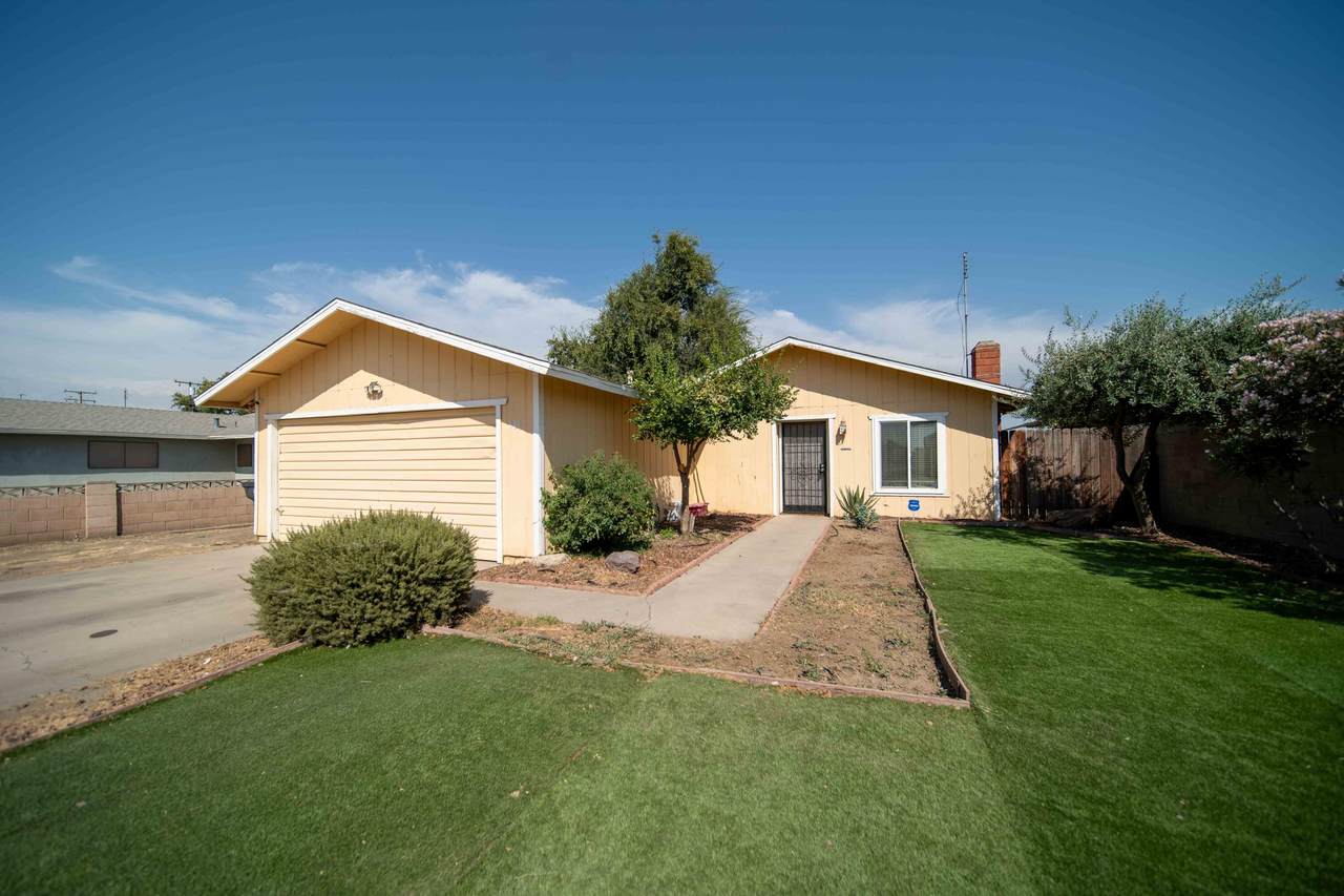 980 Spruce Street - Photo 1