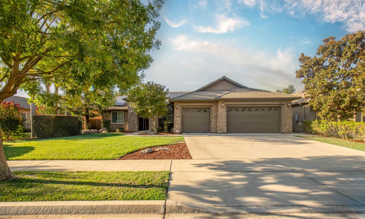 5905 Oriole Avenue - Photo 1