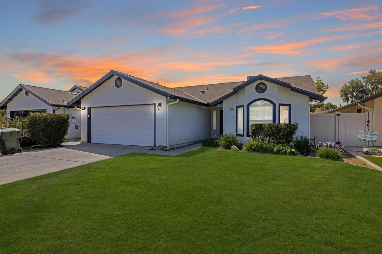 1328 5th Place - Photo 1