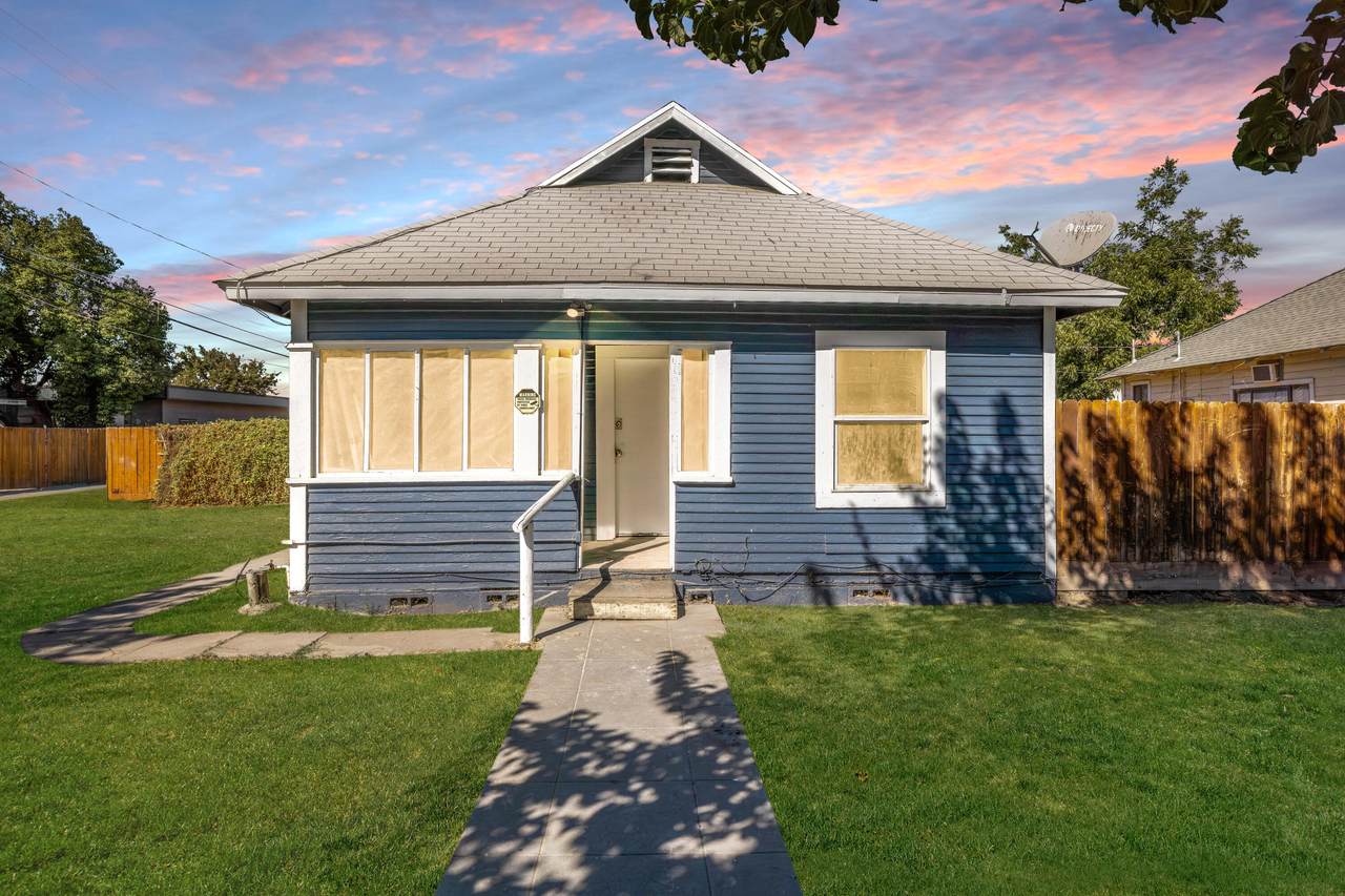 916 Norboe Avenue - Photo 1