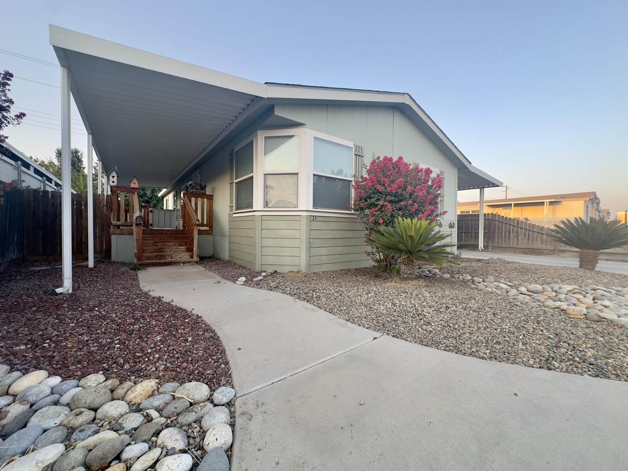 100-20 Westwood Street - Photo 1