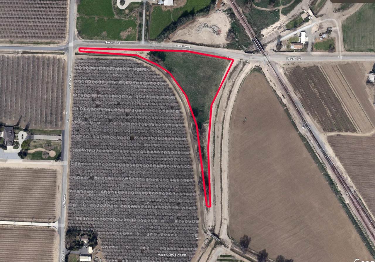  Dover Avenue - Photo 1