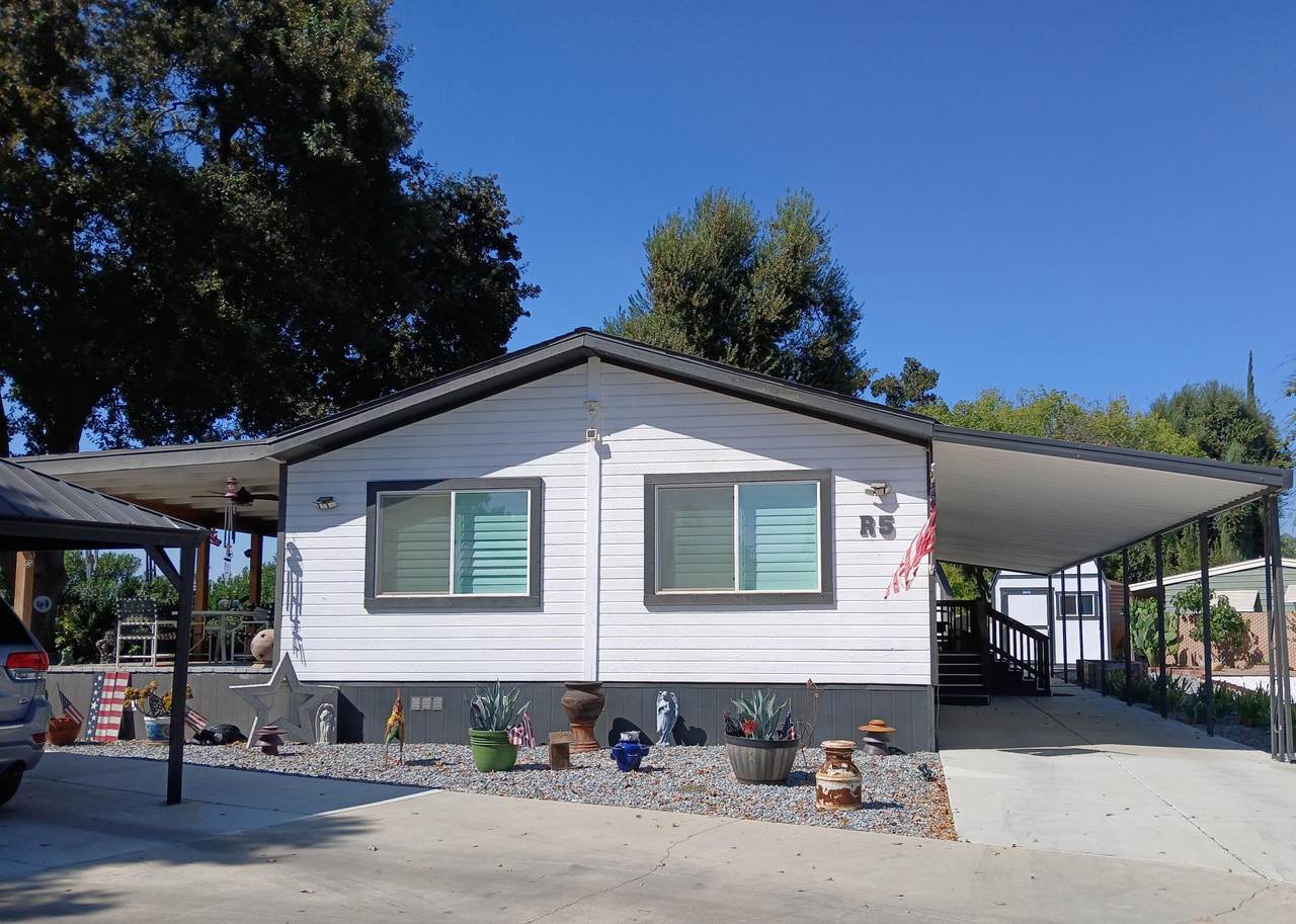 2400-R5 Midvalley Avenue - Photo 1