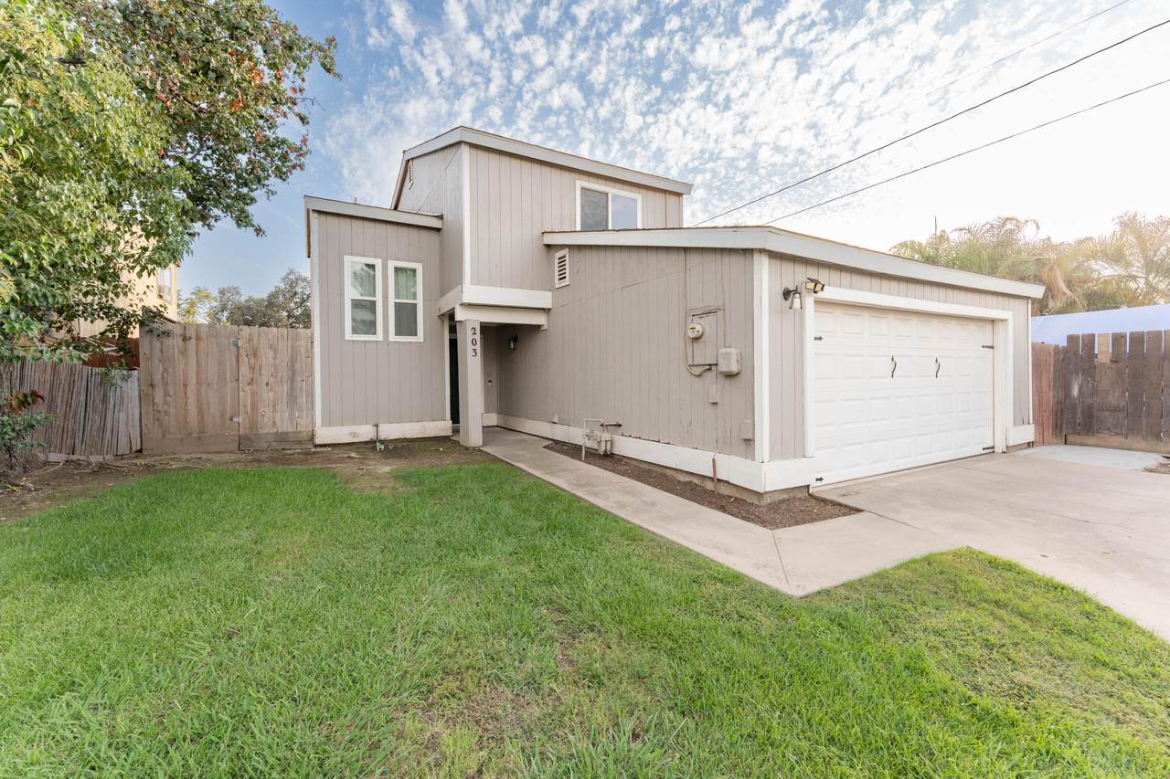 203 Harold Court - Photo 1