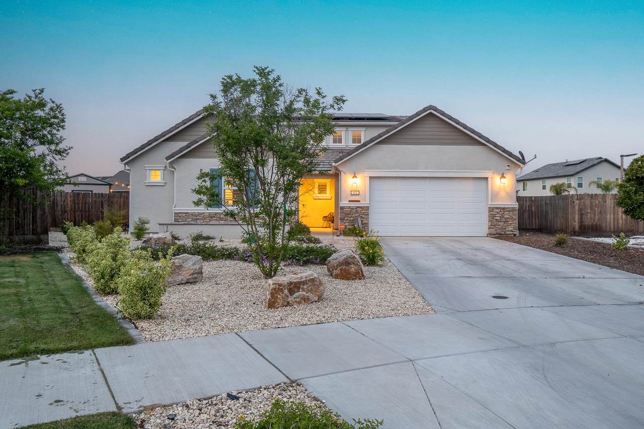 801 Howard Street - Photo 1