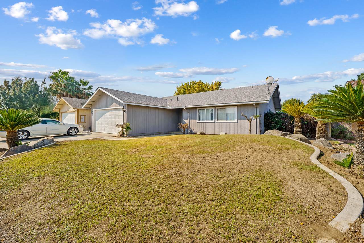 1041 Greenfield Drive - Photo 1