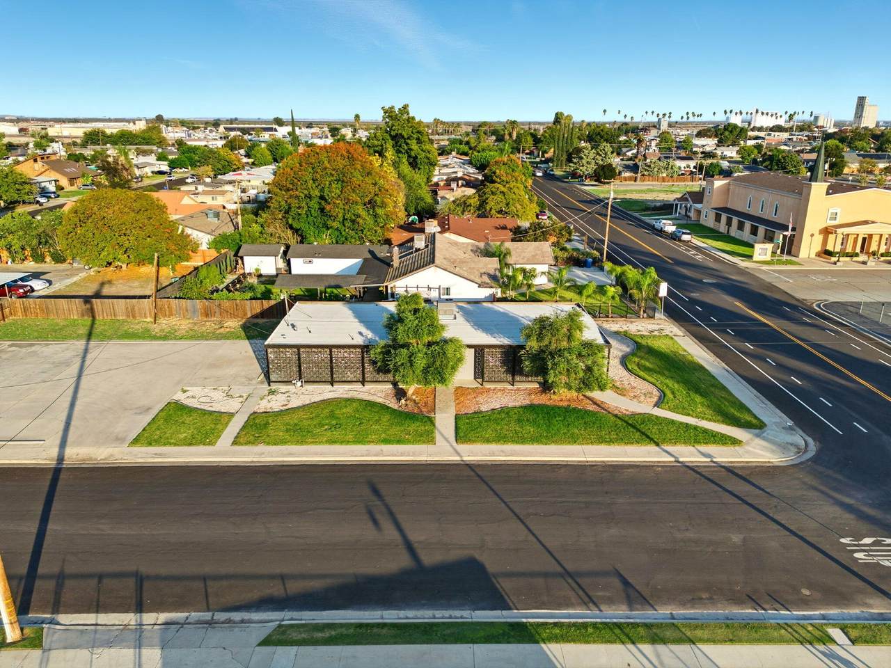 1326 Patterson Avenue - Photo 1