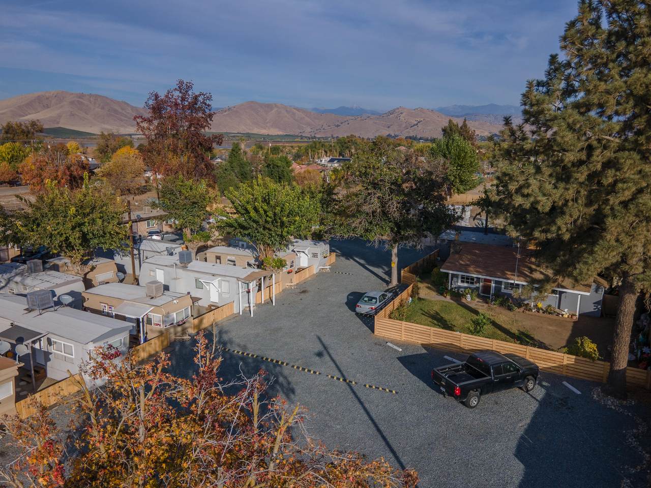 858 Valencia Boulevard - Photo 1