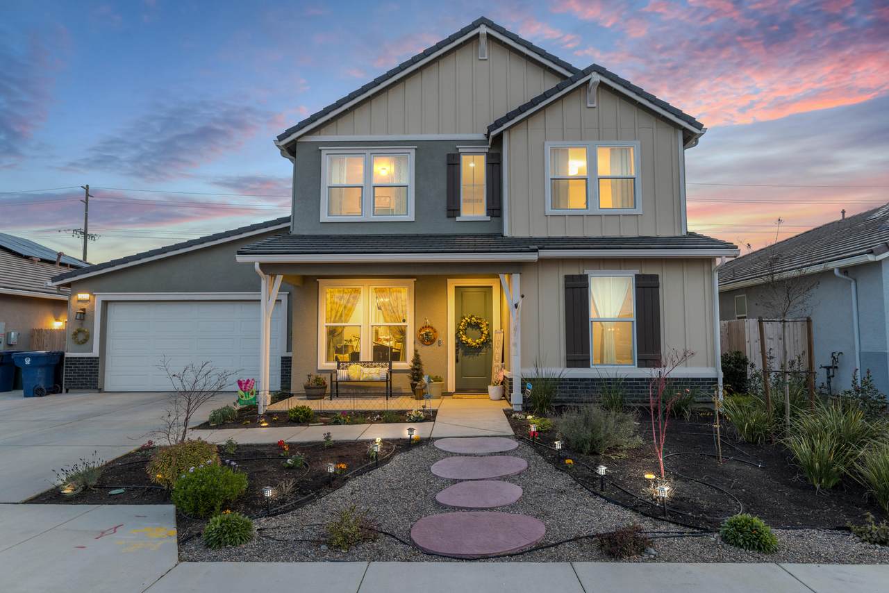 2827 Sand Hills Avenue - Photo 1