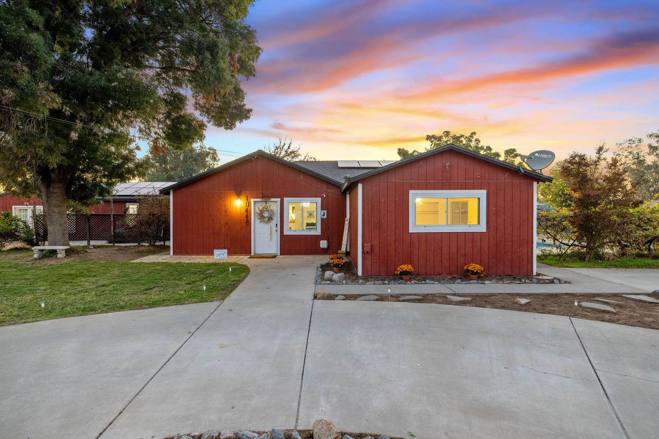 10448 9 1/2 Avenue - Photo 1