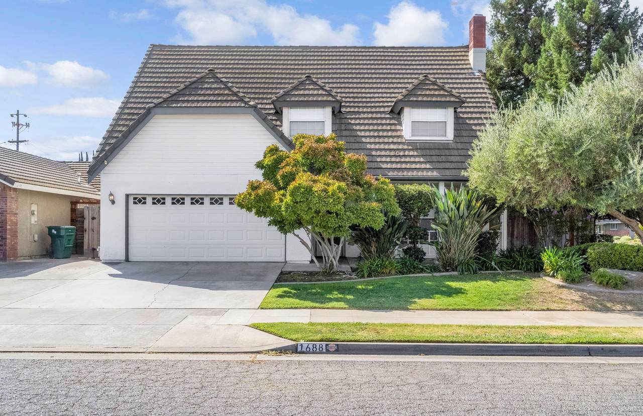 1688 University Avenue - Photo 1